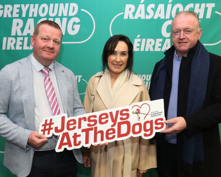 Launching the Jerseys At The Dogs Night at Greyhound Stadia nationwide  Hazel and Dan Quirke, launching Jerseys at the Dogs in association with Dillon Quirke Foundation and Greyhound Racing Ireland with Derek Frehill, Director of Racing at Greyhound Racing Ireland / Rásaíocht Con Éireann Picture Brendan Gleeson